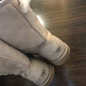 Used Woman’s Uggs. Size 8